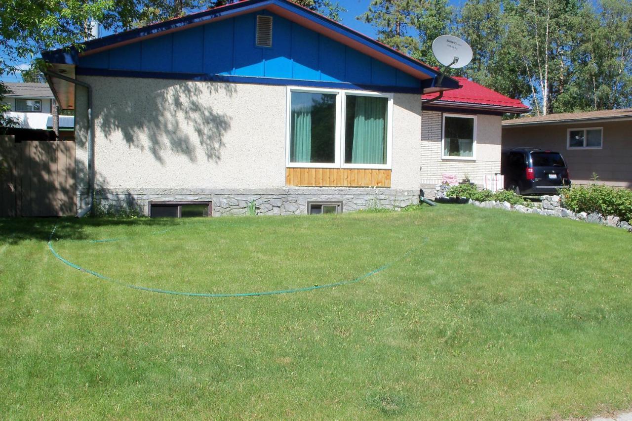 Nice Bunk Bed Whitehorse Exterior photo