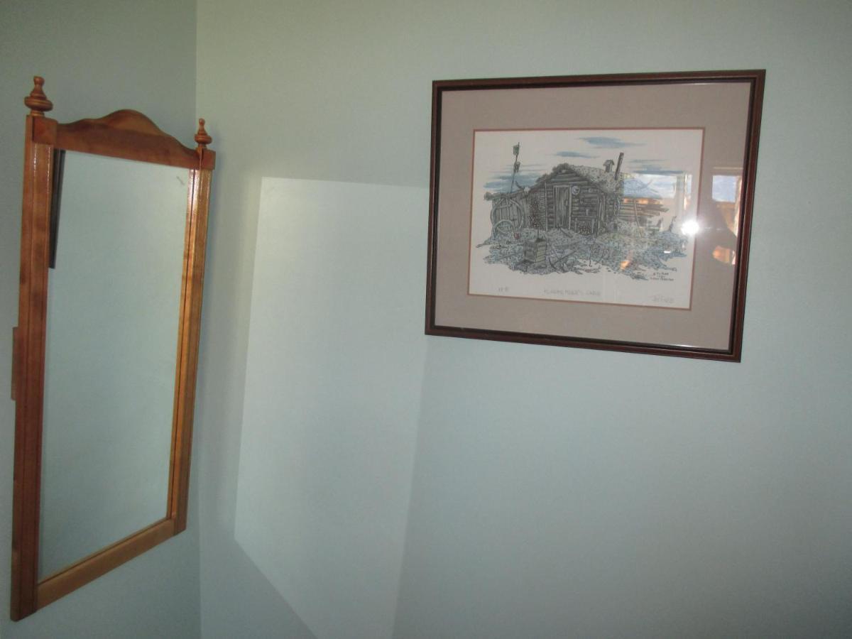 Nice Bunk Bed Whitehorse Exterior photo
