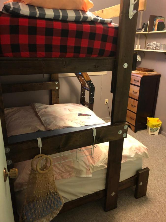 Nice Bunk Bed Whitehorse Exterior photo