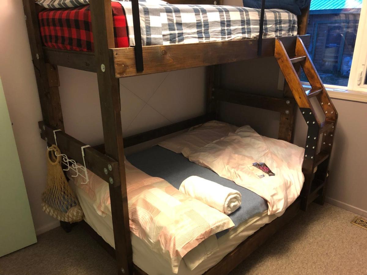 Nice Bunk Bed Whitehorse Exterior photo